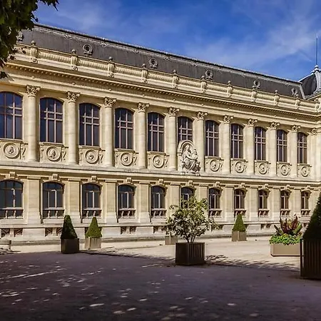 Service - En Face Du Musee - 5 * פריז